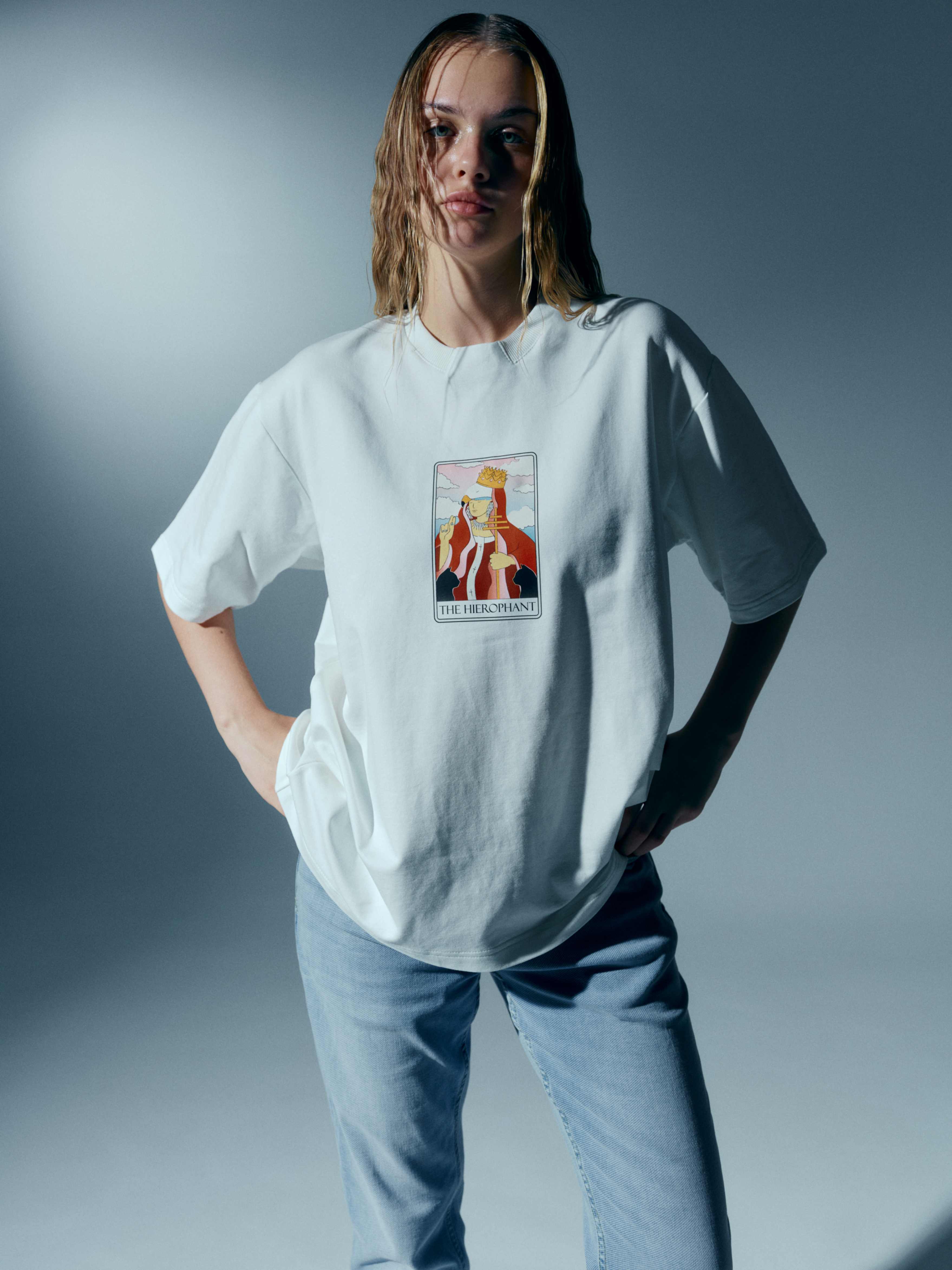 White Celestial Tee "The Moon" (m)
