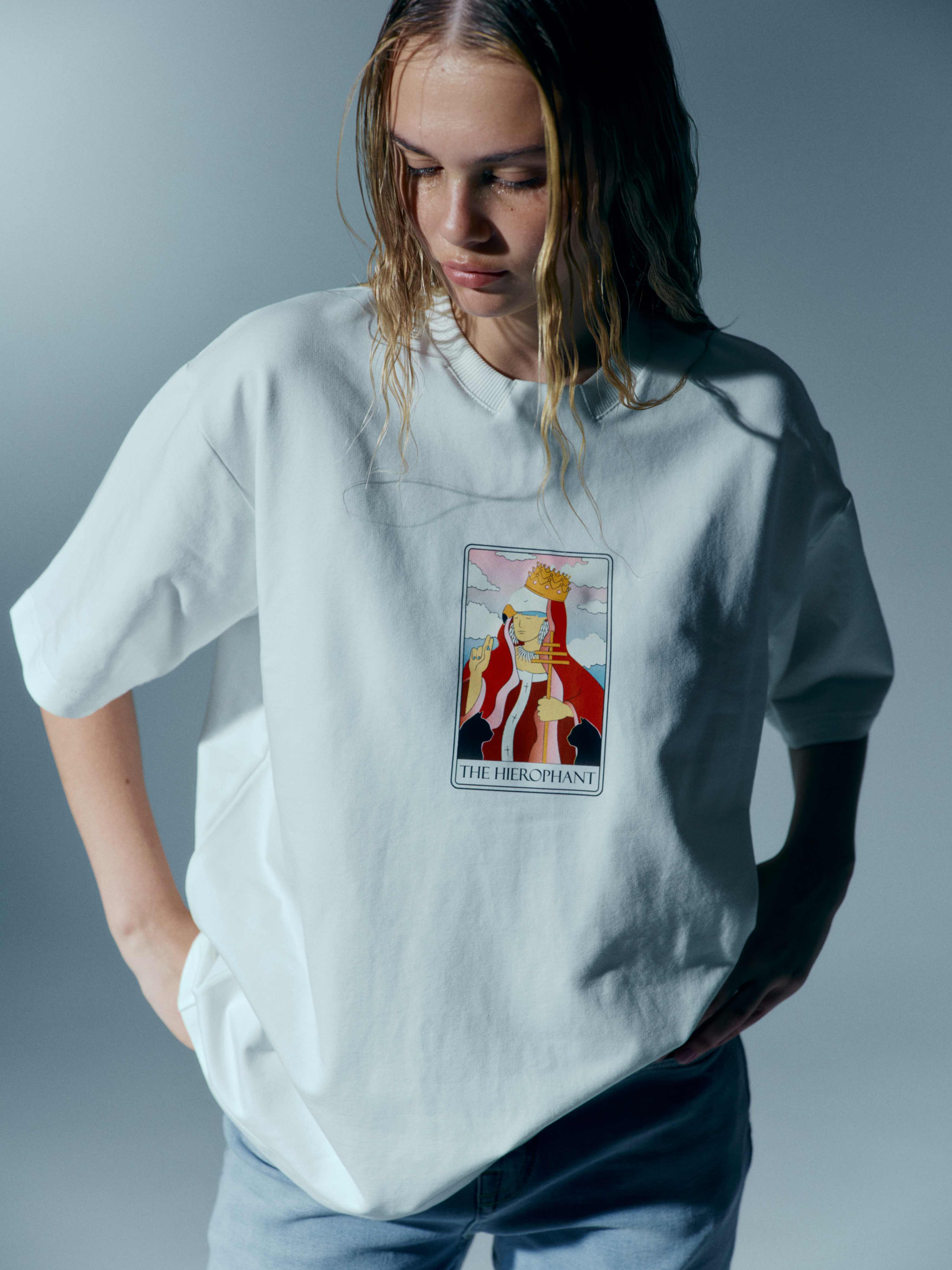 White Celestial Tee "The Moon" (m)