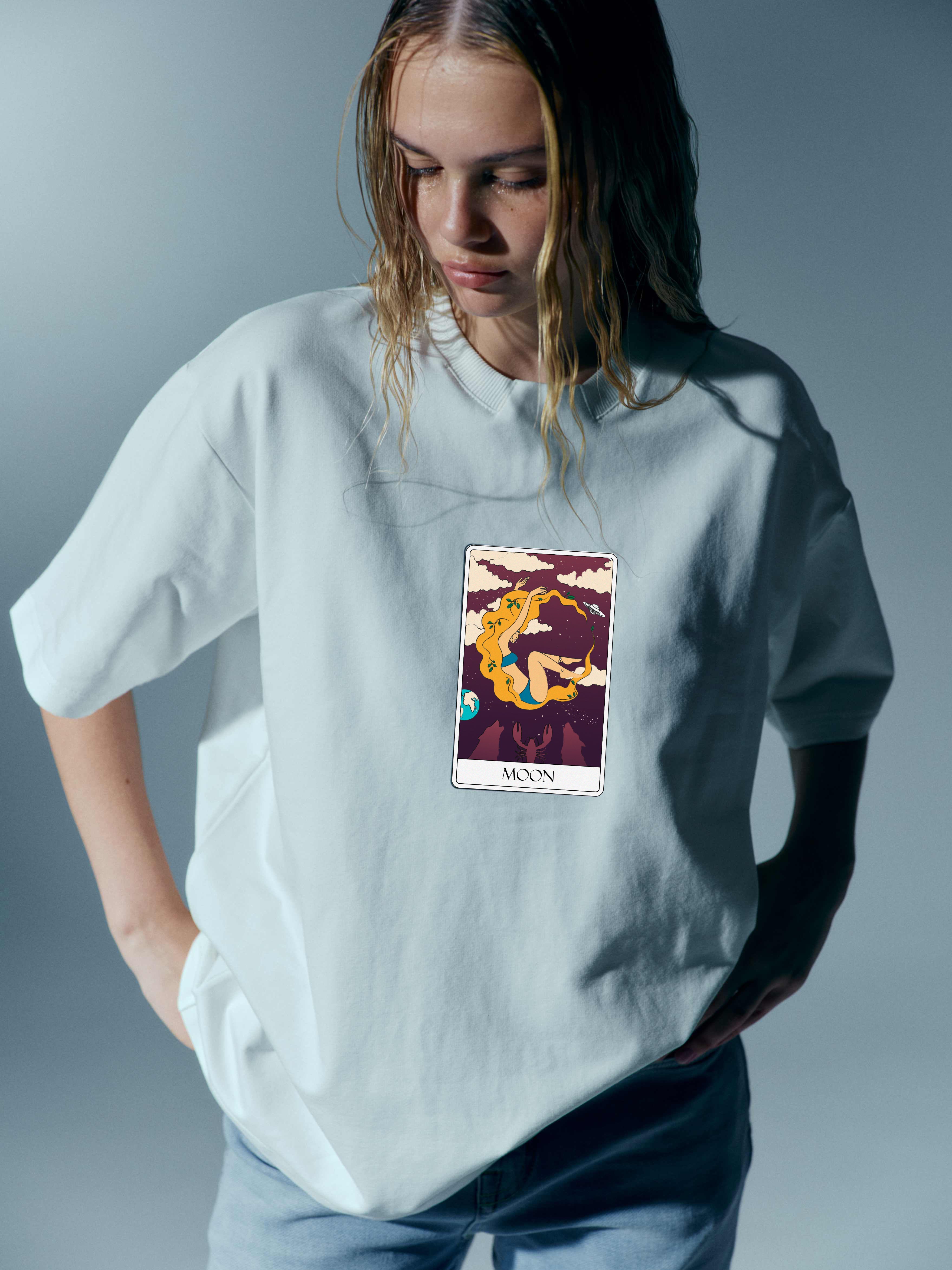 White Celestial Tee "The Moon" (m)