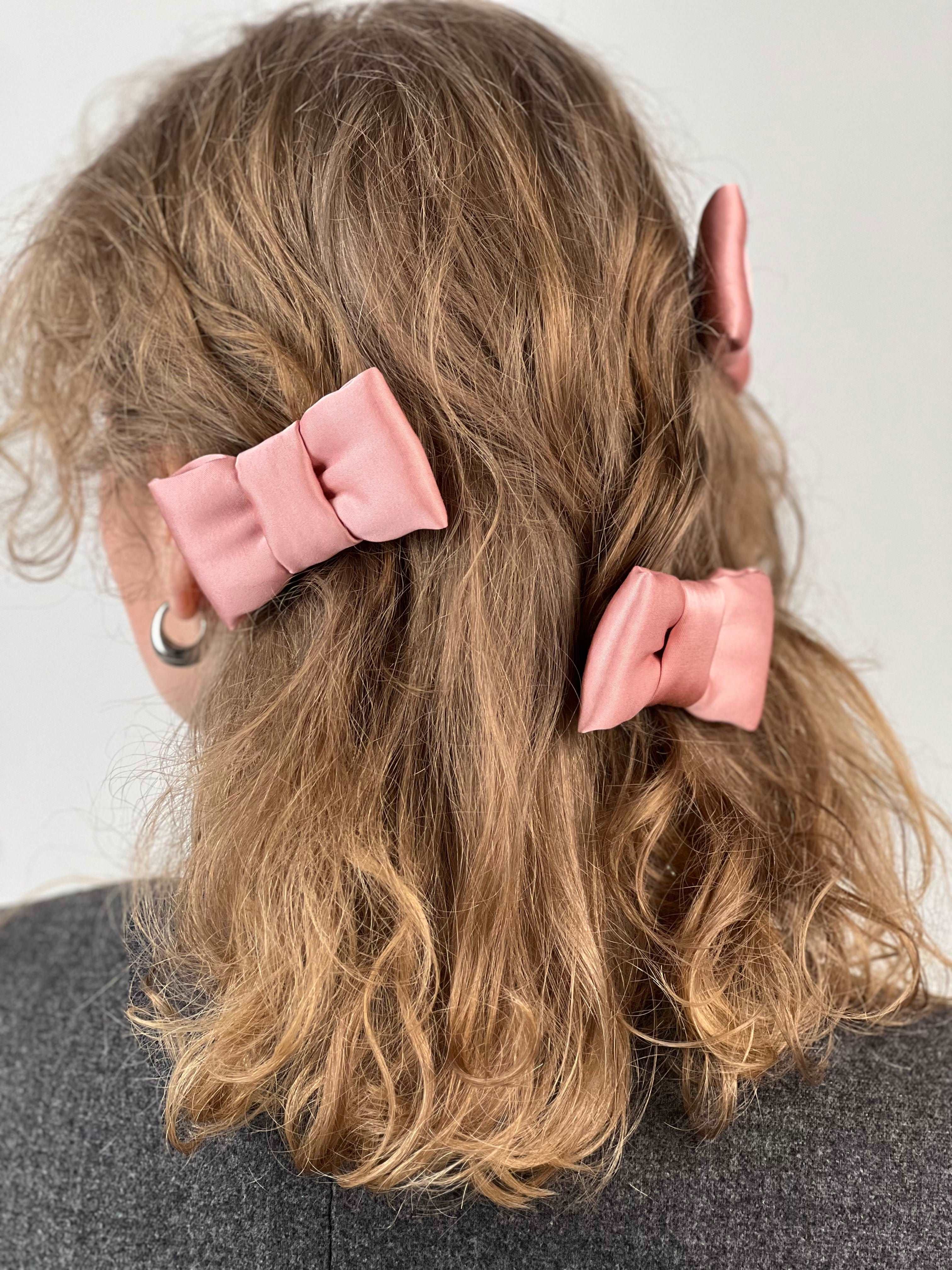 Silk barrette "Pillow bows"